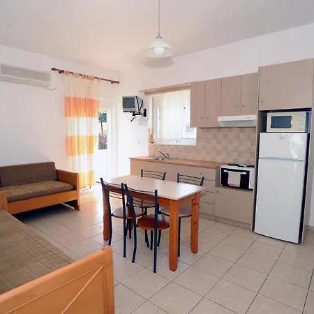 Aparthotel Evilion Stalos