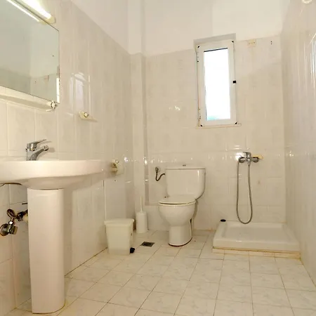 Evilion Aparthotel 2*