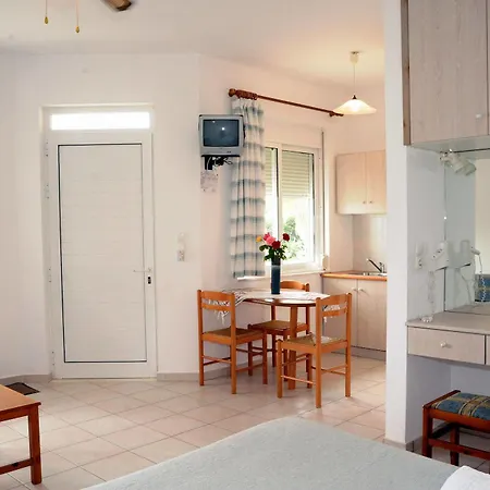 Aparthotel Evilion Stalos